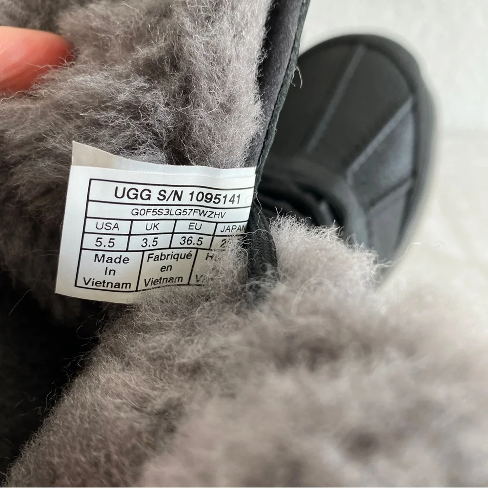 UGG new no